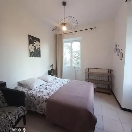 Babe Apartment Joyeuse