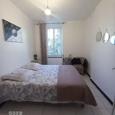 Babe Apartment Joyeuse